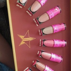 Jeffree Star Nudes lip set